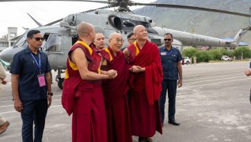 Далай-ламу тепло встретили в Занскаре
