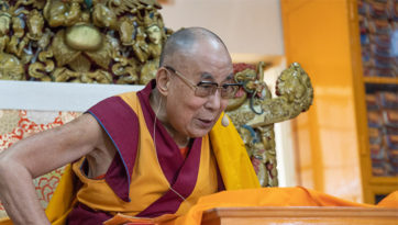 Учения по "Бодхичарья-аватаре" для тибетских школьников