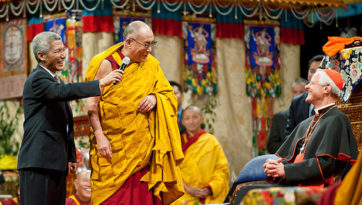 Встреча Далай-ламы и кардинала Дональда У. Вюрла в Вашингтоне